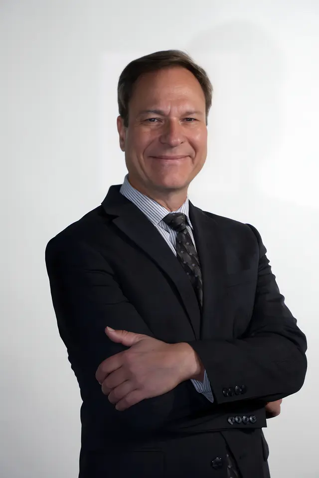 Dr Cliff Porter